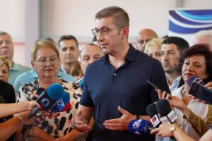 Хибриден напад се пораките дека водата во Скопје е загадена, рече Мицкоски