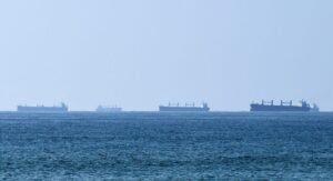 Танкер погоден во Ормутскиот теснец
