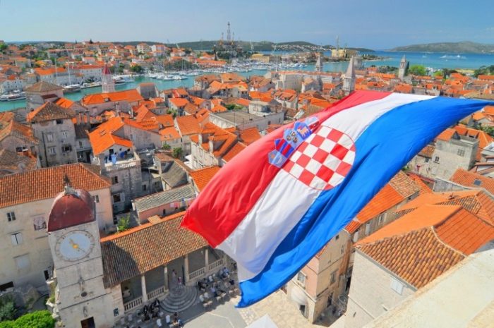 Во Хрватска има 155.000 странски работници, најмногу од БиХ, Србија и Филипините