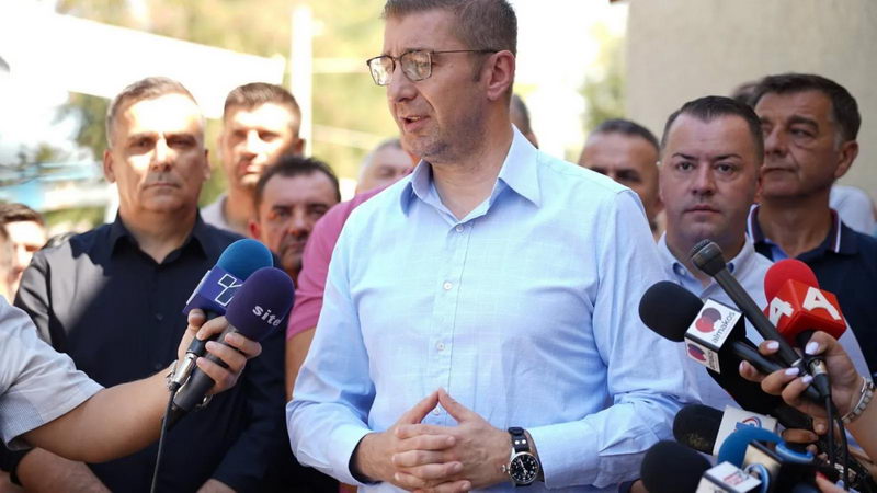 Мицкоски: Ќе се градат шест автопатски делници, Блаце-Скопје стартува овој месец