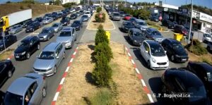 ВИДЕО: Колони и чекање на Евзони и Дојран за излез и на Табановце за влез во земјава