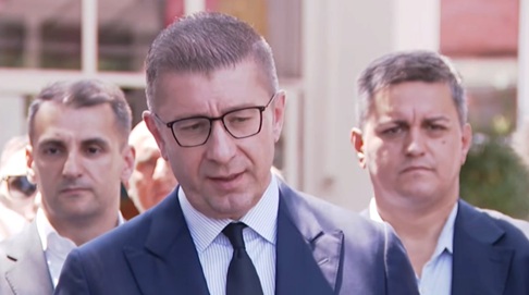 Мицкоски ќе присуствува на потпишувањето на договорите за изградба на железничката делница Крива Паланка – Деве Баир
