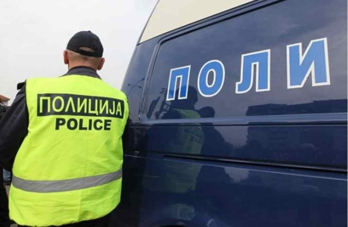 Уапсен 15-годишник кој возел камиот без возачка дозвола