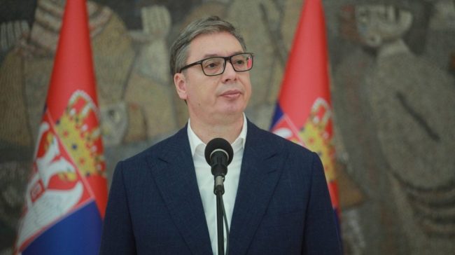ВУЧИЌ СЕ ЗАКАНИ ДЕКА ЌЕ ЈА ПРЕНАСОЧИ РЕКАТА ИБАР, ОД КОЈА СИЛНО ЗАВИСИ КОСОВО