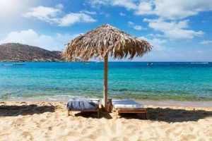 Грција ја стави Македонија во листа на земји со привилегиран даночен режим