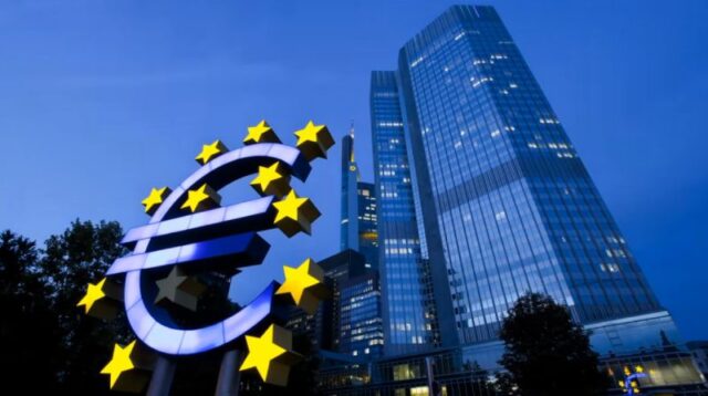 ЕЦБ: Готовината и понатаму е најприфатен начин на плаќање во еврозоната