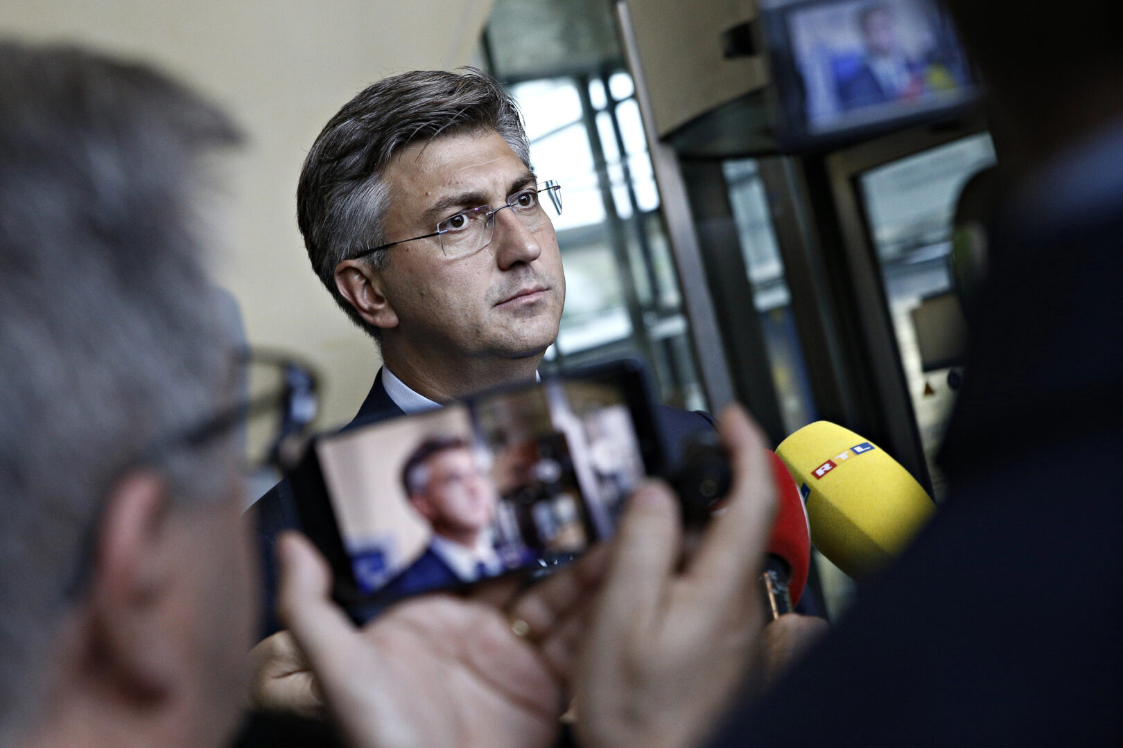 Пленковиќ: Русија нема да ја запре војната во Украина