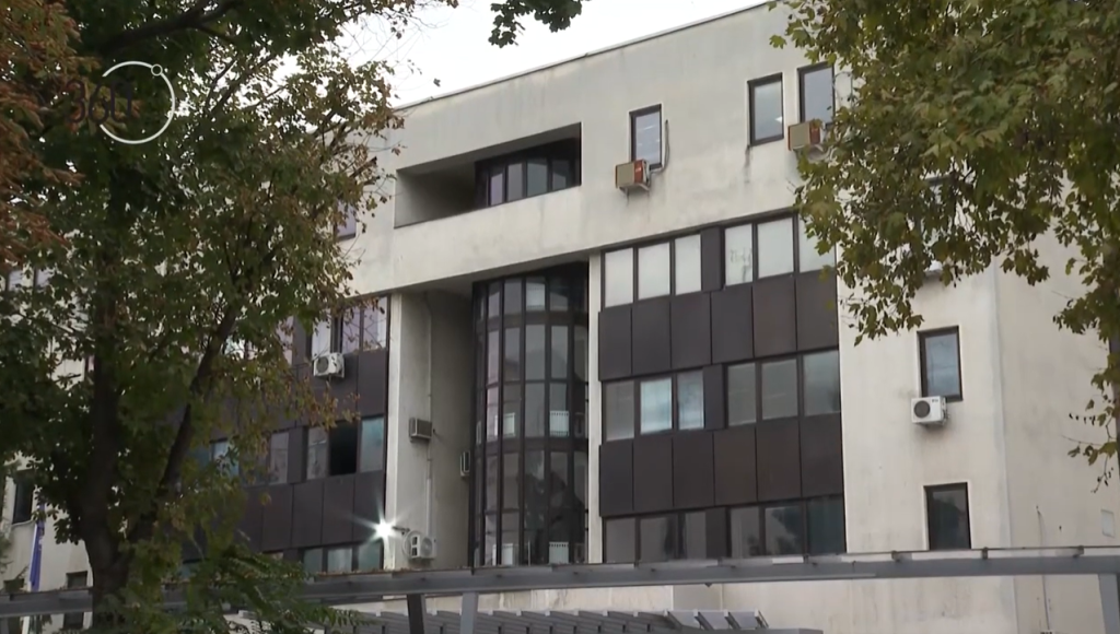 Полицијата лиши од слобода две лица фатени како подметнуваат пожари на отворено во Битола и Прилеп