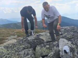 Поставени нови камери за мониторинг во националниот парк Пелистер