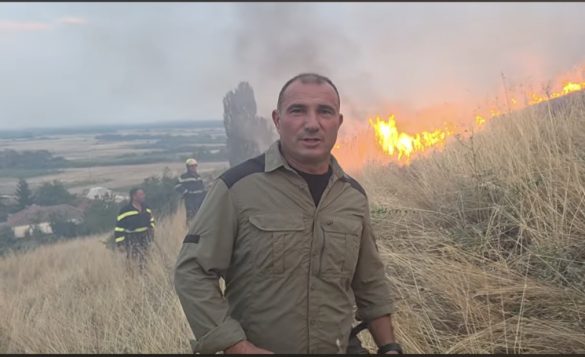 (ВИДЕО) Алармантно- Огнот се спушти до првите куќи во село Лозани