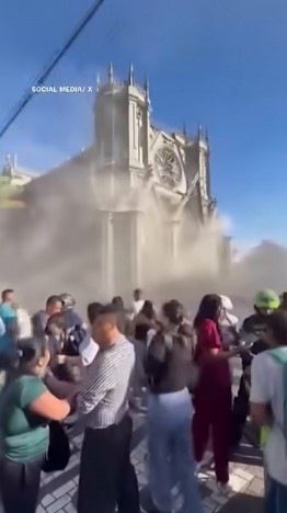 (ВИДЕО) Таа е една од највисоките цркви во Латинска Америка: Дел се урна при земјотресот во Колумбија