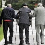 Во пензија дури на 74 години? Европа го продолжува работниот век, што мислат Македонците?