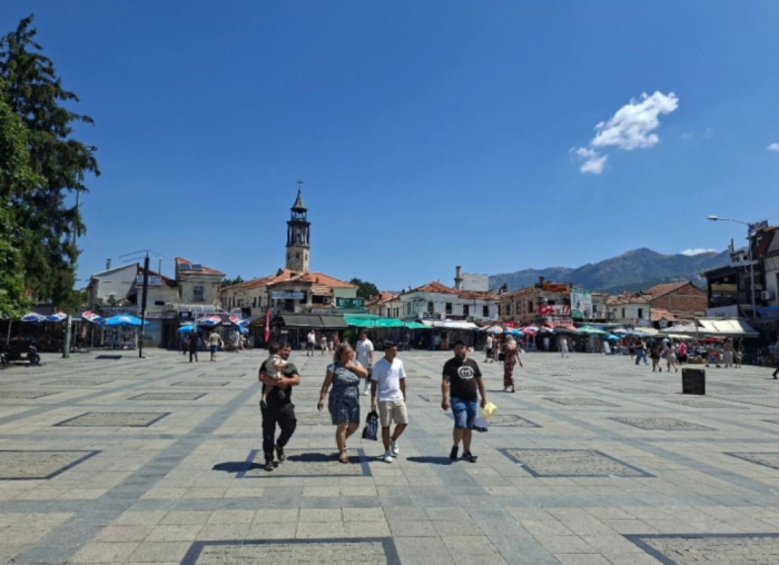 Во Прилеп втора фаза од прскање против комарци