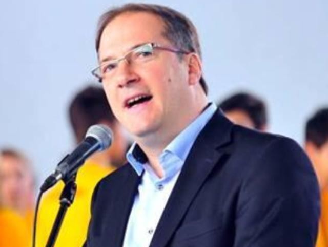 Жерновски: Недозволиво е човек од „Градски паркинг“ да испраќаме како амбасадор во Атина