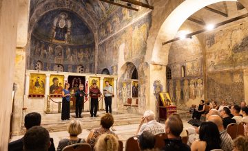 „Готик Војсис“ со рафинирана изведба на средновековна музика, ЕУ вечерта на „Охридско лето“  го носи концертот „Последната роза  на летото“
