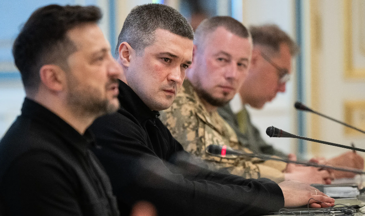 Поранешниот украински министер за одбрана Федоров повикува на претседателски избори среде војната