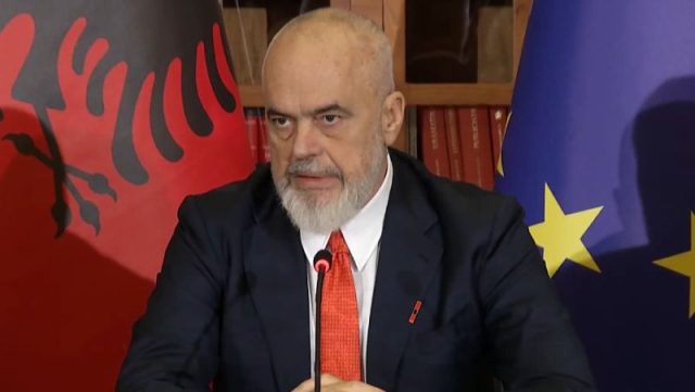 Рама го нападна Вучиќ: Нема Голема Албанија, но нема ни српска територија на Косово