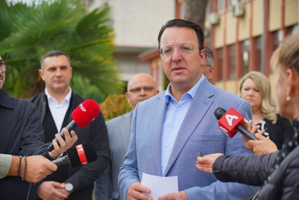 Николоски најавува експресен пат од Радовиш до границата со Бугарија