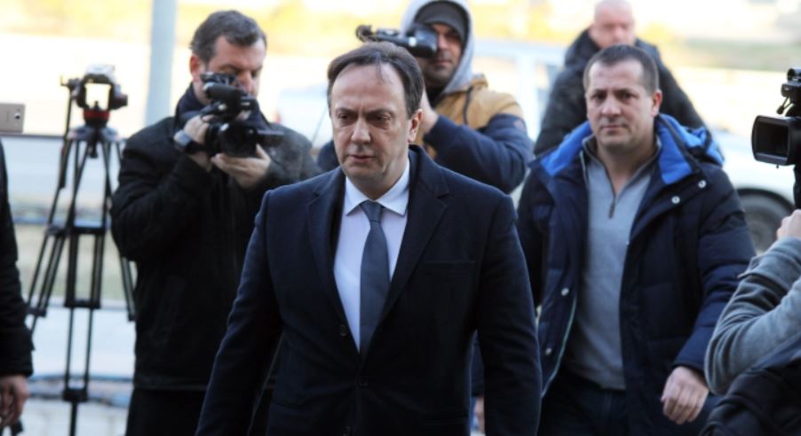 Мијалков демантира инволвираност во Барутана
