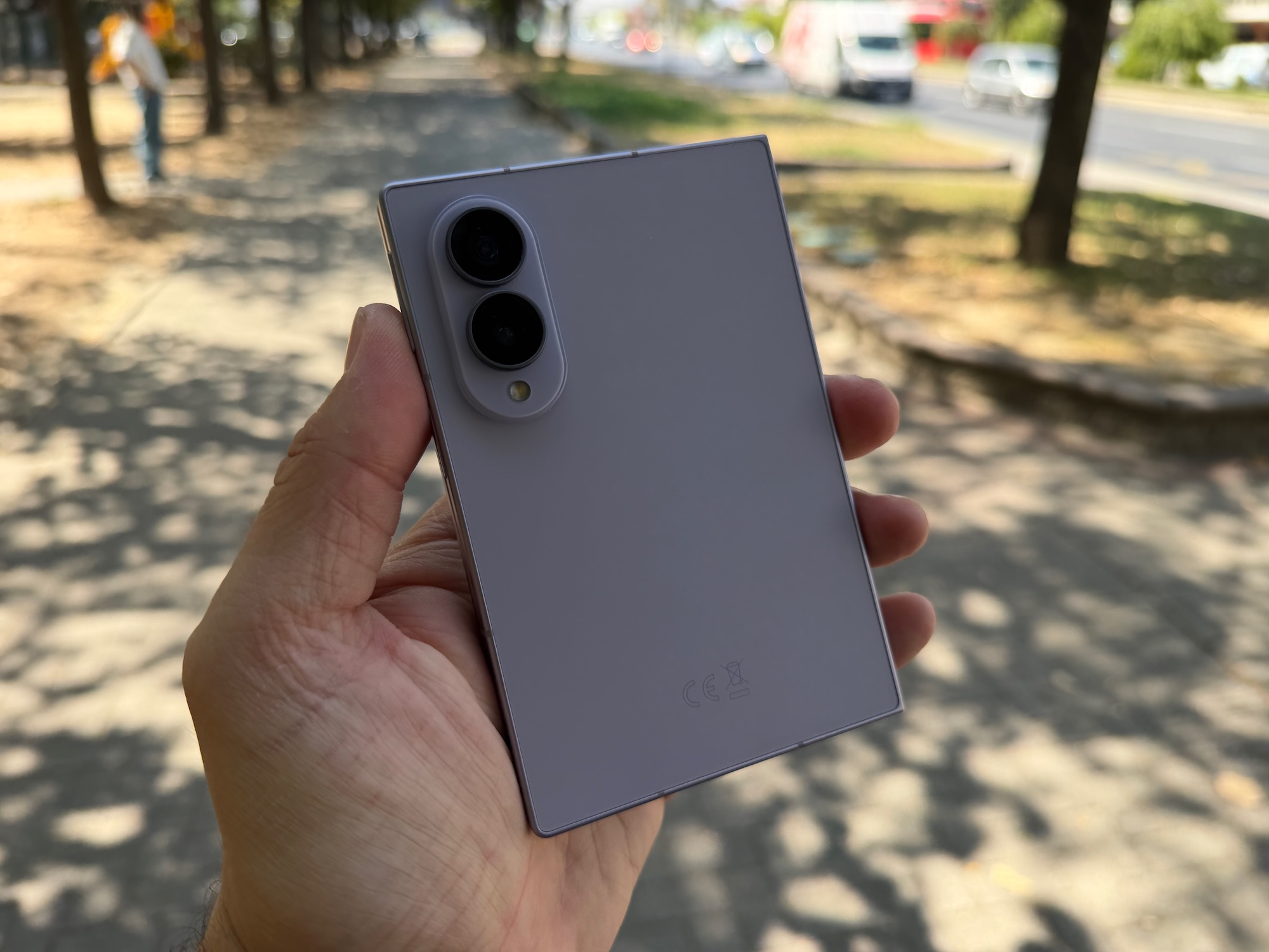 Galaxy Z Fold8 привлекува двојно повеќе корисници на iPhone од порано