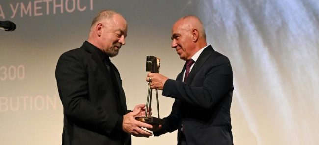 „БРАЌА МАНАКИ“ Е МЕСТО КАДЕ МЛАДИТЕ КИНЕМАТОГРАФЕРИ ЈА ГРАДАТ СВОЈАТА ИДНИНА, РЕЧЕ ЛАУРЕАТОТ КРОНЕНВЕТ НА СВЕЧЕНОТО ОТВОРАЊЕ