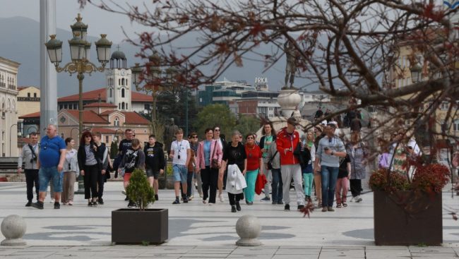 ПАЗАРНИОТ ИНСПЕКТОРАТ СО САМО ПЕТМИНА ВРАБОТЕНИ ЈА КОНТРОЛИРА БЕЗБЕДНОСТА НА ПРОИЗВОДИТЕ НА ПАЗАРОТ, ТЕСТИРАЊАТА СЕ ФИНАНСИРААТ ОД СТРАНСКИ ПРОЕКТИ, ПРЕДУПРЕДИ ДРЖАВНИОТ ЗАВОД ЗА РЕВИЗИЈА