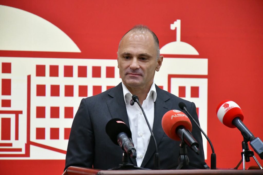 СДСМ по третпат го поднесе предлог-законот за минималната плата од 600 евра