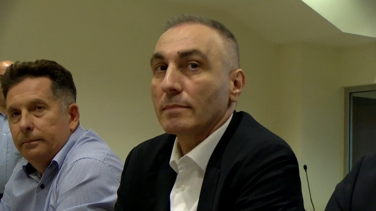 Груби вели дека не е виновен, еден од обвинетите побара обвинение на албански