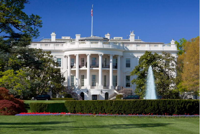 Федерален судија ја блокира забраната на Трамп за пристапот на медиумите во Белата куќа, нареди повторно да се воспостави пристап