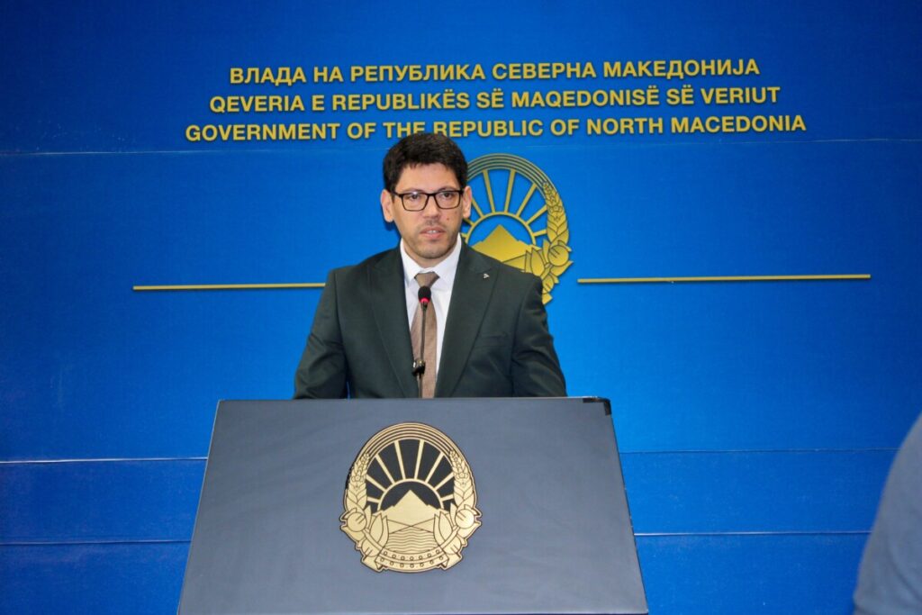 Ферати: Да инвестираме во јазикот, културата и идните генерации