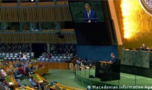 Во каков свет сака Северна Македонија да живее