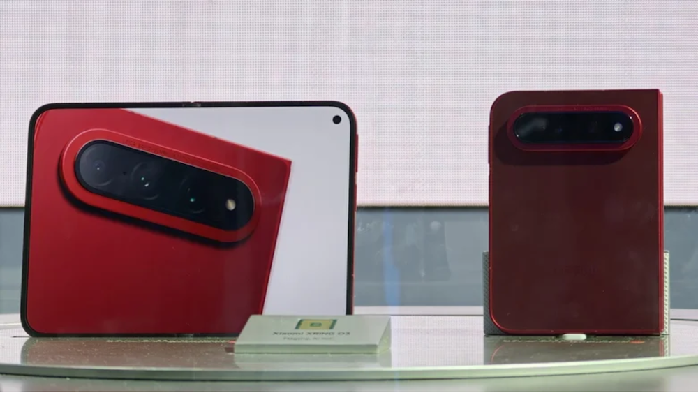 Xiaomi 18 Fold со XRING O3 чип прикажан на IFA саемот во Берлин