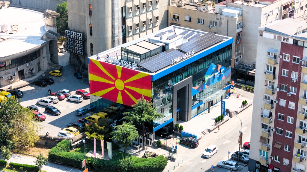 Oва не е AI. Ова е моќен гест на Шпаркасе Банка.