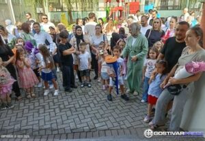 Почна новата учебна година, во Гостивар нема затворени подрачни училишта