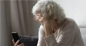 Скопјанка (78) ограбена во Ѓорче Петров – остана без мобилниот