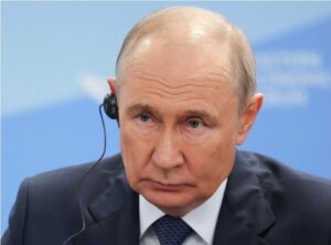 Путин: Секој што ќе се обиде да ја „проголта“ Русија, може да добие тупаница по забите