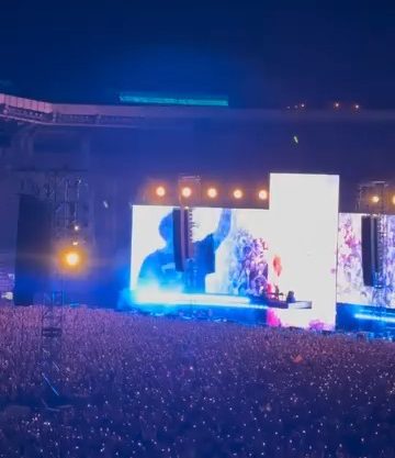 (видео) СПЕКТАКЛ ВО СКОПЈЕ: Концертот на Давид Гета со 50.000 посетители во арената, еден од најмасовните во нашата понова историја