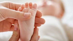 Гркинка на 54 години роди девојче од ембрион замрзнат пред 22 години
