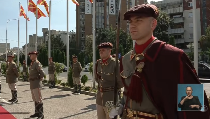 (Во живо)  „Силно светнал ден!“ – Свеченост по повод 35 години независност