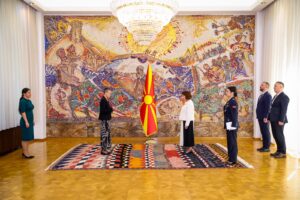 Сиљановска-Давкова ги прими акредитивните писма на новоименуваната амбасадорка на Чешката Република, Ирена Гецова