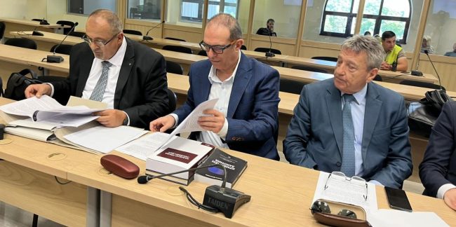 ВО СУДНИЦА ПУШТЕН МАТЕРИЈАЛ ОД ПРИСЛУШУВАНИ РАЗГОВОРИ КАКО СОПРУГАТА НА СУДИЈАТА ЃОКО РИСТОВ МУ ДОГОВАРА СРЕДБА СО ТАТКО НА ДВАЈЦА ОБВИНЕТИ ЗА ТЕЖОК КРИМИНАЛ ЗА КОИ ТОЈ ПОСТАПУВАЛ ВО АПЕЛАЦИЈА