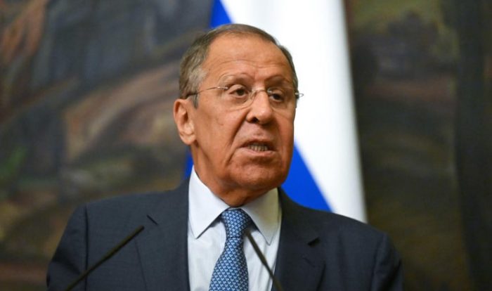 ЛАВРОВ: Турција може да ги префрли руските системи Ц-400 во друга земја, но за тоа е потребна согласност од Русија