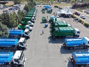 Нови 49 возила за собирање смет – донација од Министерството за транспорт и Светска банка