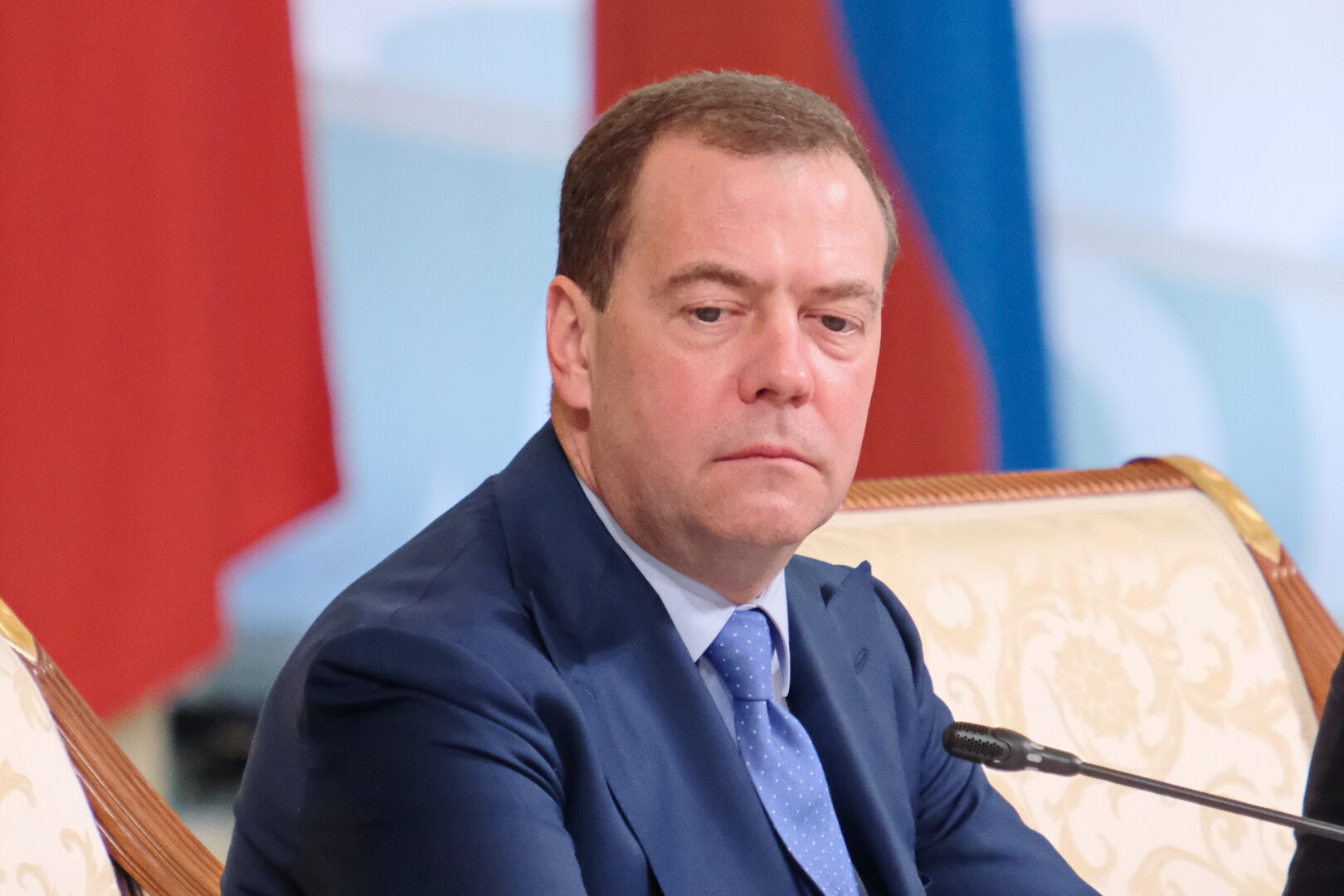 Медведев ја предупреди Германија: Ми се чини дека треба да се вразумат