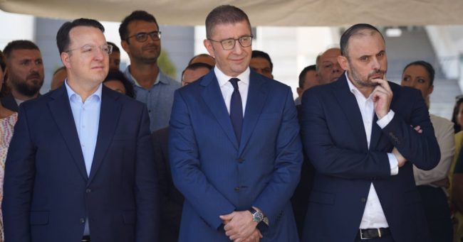 МИЦКОСКИ НЕ СТРАВУВА ОД ИСТРАГАТА ВО УНГАРИЈА ЗА ЗАЕМОТ ОД МИЛИЈАРДА ЕВРА, ВЕЛИ ДЕКА СЀ БИЛО ТРАНСПАРЕНТНО И ДЕКА ПОДДРШКАТА ОД БУДИМПЕШТА ПРОДОЛЖУВА