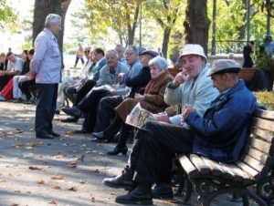 Минималната пензија да изнесува 70% од минималната плата