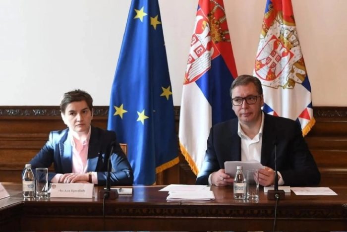ОСТАВКА НА ВУЧИЌ: Од 27 септември в.д. претседател на Србија ќе биде Ана Брнабиќ, а тој се вклучува во изборната кампања