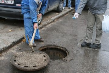 ПО ПОЈАВАТА НА СТАОРЦИ: Вонредна дератизација во Центар