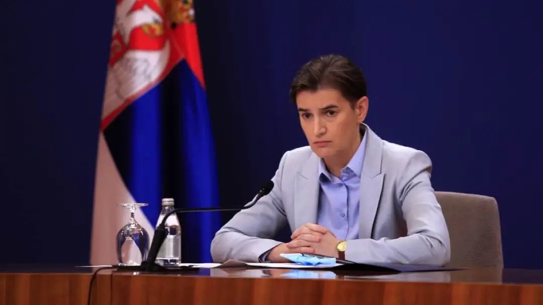 Вучиќ ја предаде претседателската функција на Ана Брнабиќ