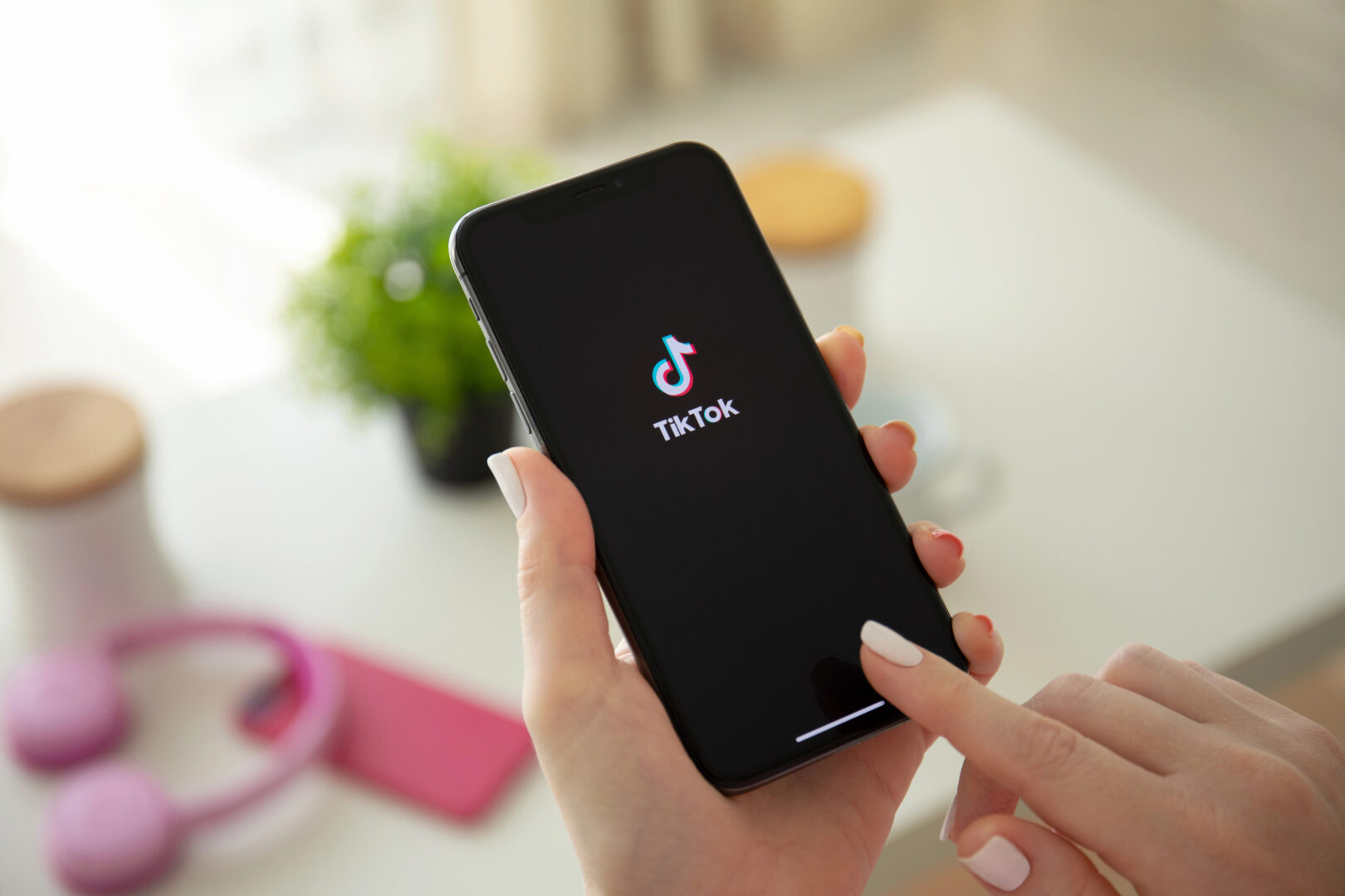 TikTok плаќа 400 милиони долари поради деца: Постигната е голема спогодба во САД